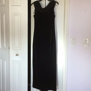 Velvet gown size 6